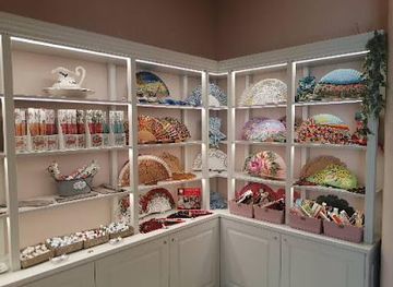 spain/seville/santa-cruz/shop/irene-gift-shop