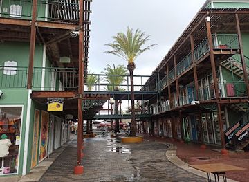 curacao/boka-tabla/shop/renaissance-mall-rif-fort