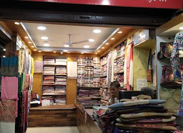 india/mahabaleshwar/shop/indo-kashmir-collection-official