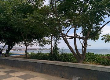 timor-leste/loihuno-waterfall/shop/largo-de-lecidere