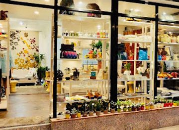 nepal/kathmandu-valley/shop/dhuku-handmade-collective