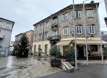croatia/banovina/shop/croatia-in-a-box