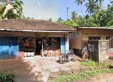sri-lanka/sabaragamuwa-province/shop/salgahayata-kade