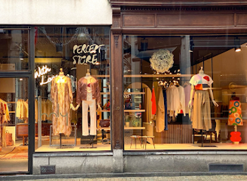 belgium/namur/shop/holy-percept-store