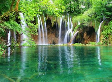 armenia/aparan-reservoir/shop/amaras-shop