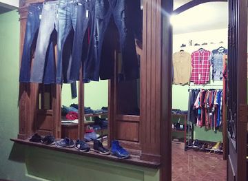 guatemala/lake-atitlan/shop/boutique-jdaniels