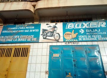 guinea/fouta-djallon/shop/magasin-de-motos-boxeur-et-pieces