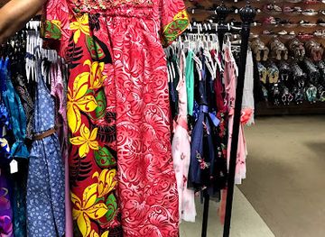 micronesia/nan-madol/shop/imelda-s-shoe-store