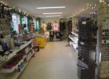 florida/florida-caverns-state-park/shop/florida-caverns-gift-shop-llc