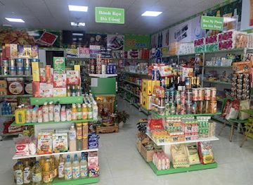 vietnam/cat-ba-island/shop/nha-hau-cat-ba