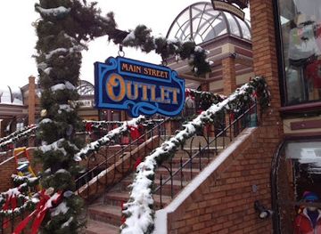 colorado/breckenridge-ski-resort/shop/main-street-outlet
