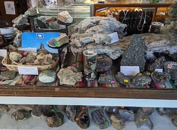 Tynsky's Rock & Jewelry