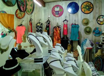 french-polynesia/moorea/shop/le-petit-village