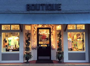 mississippi/the-black-prairie/shop/lipchic-boutique