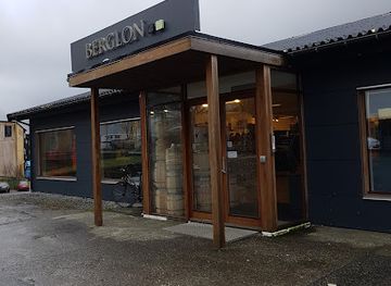 faroe-islands/norooyar/shop/berglon