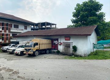 bhutan/phuentsholing/shop/tashi-beverages-godwn-and-outlet