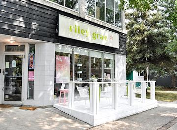 canada/winnipeg/osborne-village/shop/riley-grae