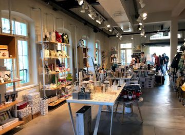 israel/tel-aviv-district/shop/soho-outlet