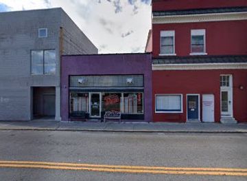 virginia/blacksburg/shop/slim-s-closet