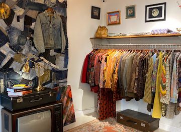 mongolia/ulaanbaatar/shop/tako-vintage