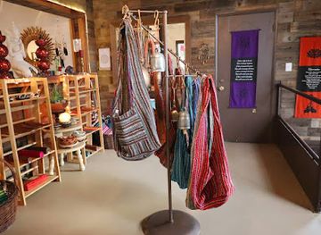 california/sequoia-national-park/shop/ziaya-s