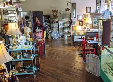 tennessee/rock-city/shop/vintage-more-on-the-blvd