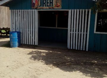 honduras/rio-platano-biosphere-reserve/shop/novedades-y-verduras-jireh