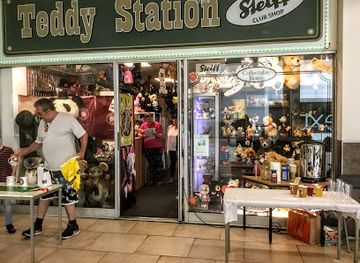 united-kingdom/southend-on-sea/shop/teddy-station