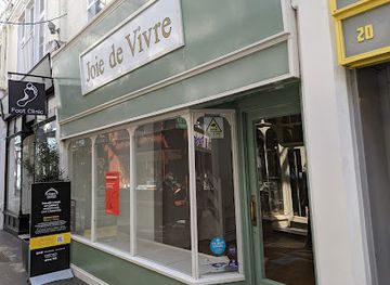 united-kingdom/south-glamorgan/shop/joie-de-vivre-boutique-and-vintage-store