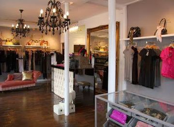 united-kingdom/hertfordshire/shop/the-women-s-society-boutique