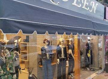 albania/tirana/blloku/shop/queen-boutique