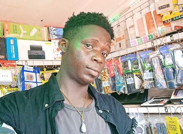 central-african-republic/sangha-mbaere/shop/boutique-romaric