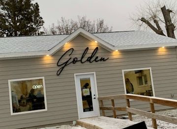 north-dakota/maah-daah-hey-trail/shop/golden