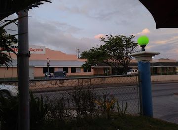 barbados/saint-philip/shop/the-cosmopolitan-mall