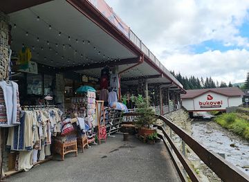 ukraine/hoverla-mountain/shop/bukovel-promenad