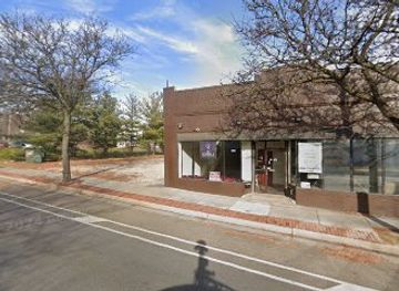 ohio/akron/highland-square/shop/chuck-s-place