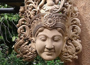 sri-lanka/unawatuna/shop/wasantha-wood-carving