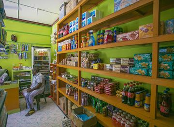 maldives/meemu-atoll/shop/inthihaa-store