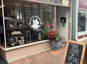 virginia/staunton/shop/little-shoppe-of-crystals-staunton-va