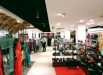 bangladesh/southern-bengal/shop/aarong-lalmatia