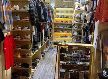 guinea/labe-region/shop/iconiq-store