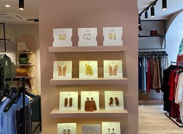 uruguay/montevideo/carrasco/shop/rotunda-carrasco