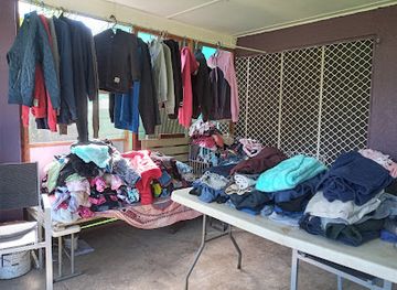 vanuatu/luganville/shop/moemoea