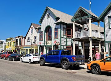 maine/mount-desert-island/shop/my-darling-maine-island-boutique
