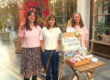 california/pasadena/south-lake-avenue/shop/petite-pebbles-pasadena