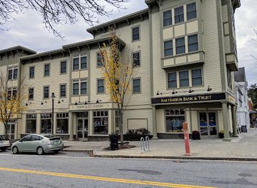 new-hampshire/hanover/shop/chew-co-design