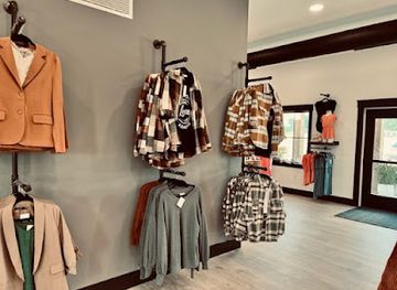 wisconsin/eau-claire/shop/slate-boutique-and-gifts