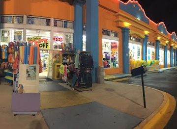 florida/destin-beach/shop/alvin-s-island-destin-318