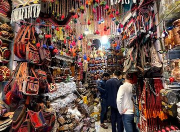 iraq/northern-iraq/shop/qalat-antique-souvenirs