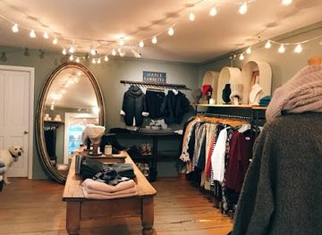 vermont/washington-county/shop/4orty-bridge-boutique